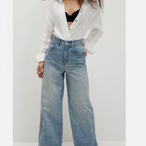 We The Free Light Wash Relaxed Denim Jeans